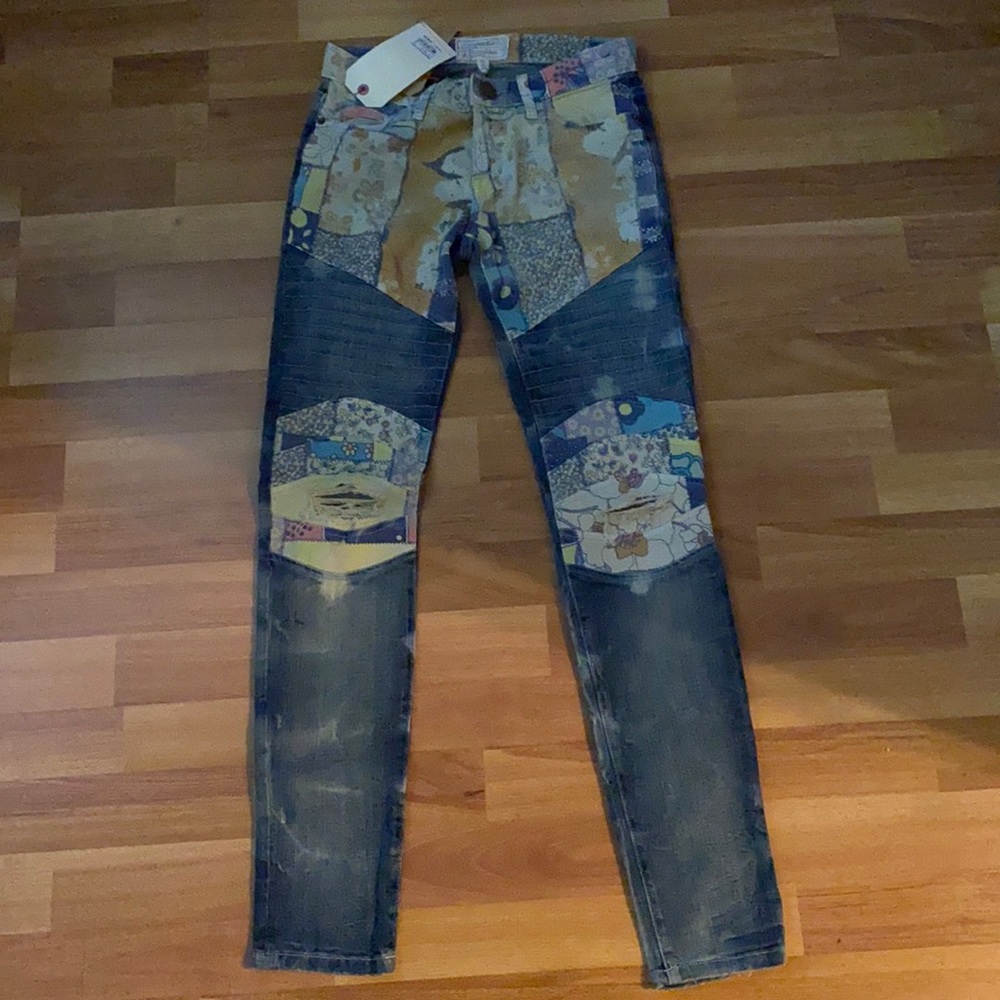 Current Elliott jeans, new, size 24-0